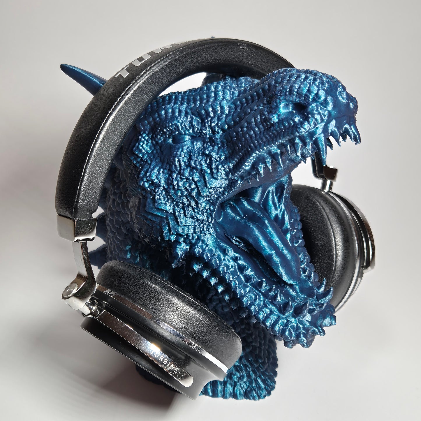 Dragon Headphone Stand