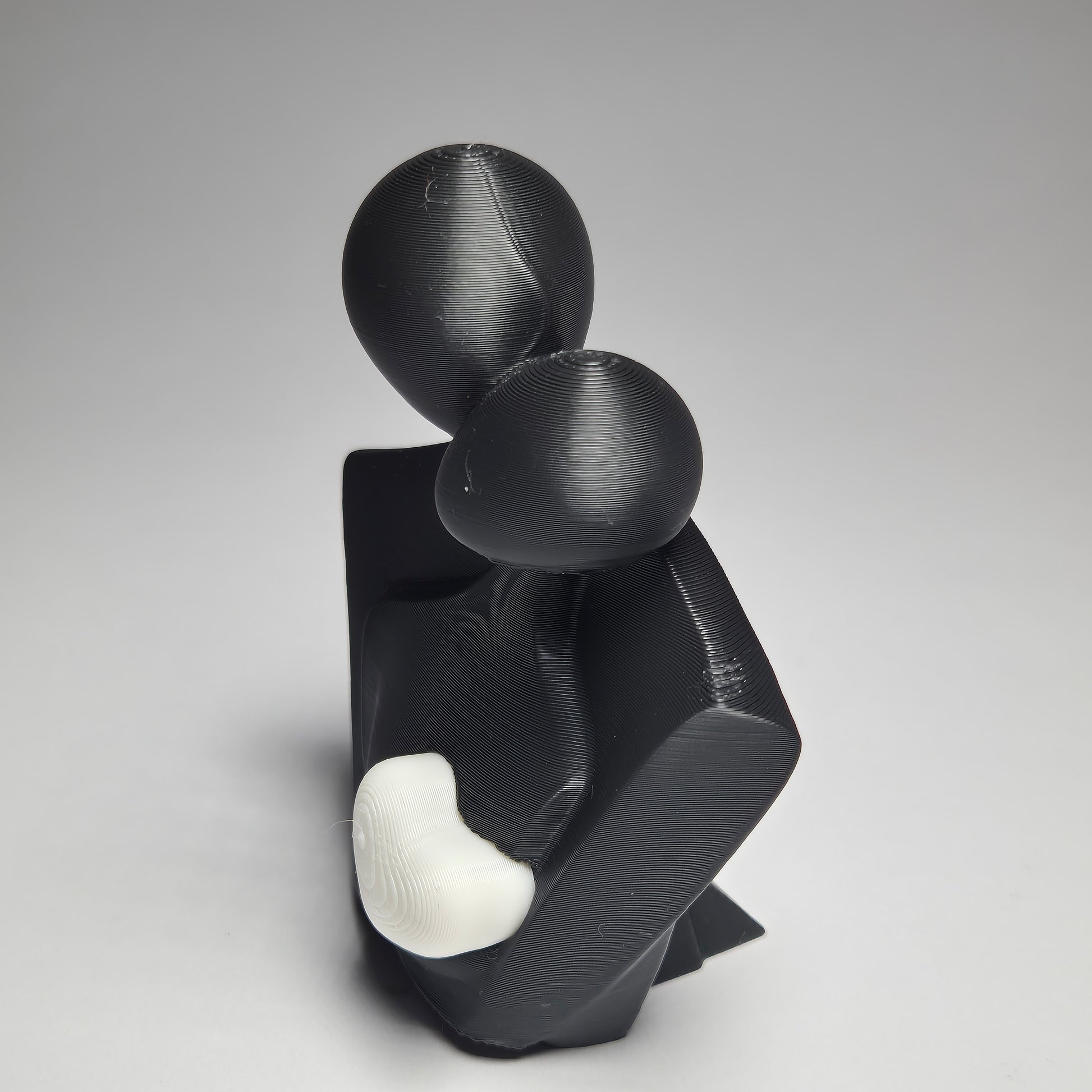 Couple In Love Figurine 1