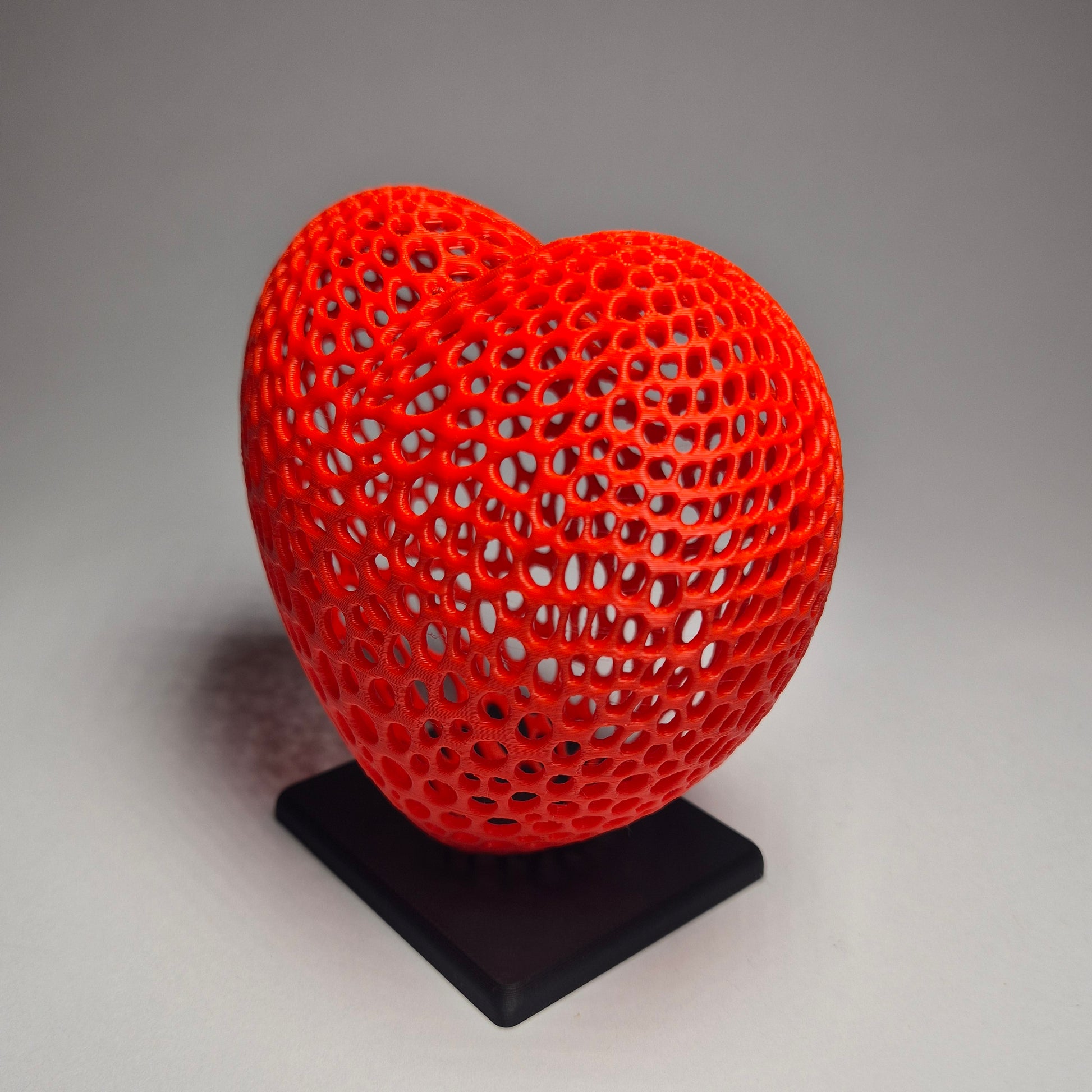 Voronoi Style Heart 1