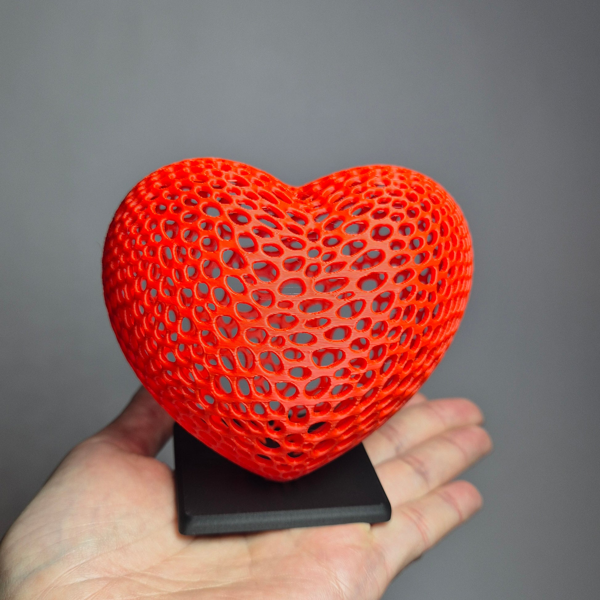 Voronoi Style Heart 2